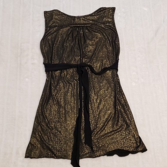 BOGO Free🦋 Volume One Juniors Belted Glitter Top - Picture 9 of 11